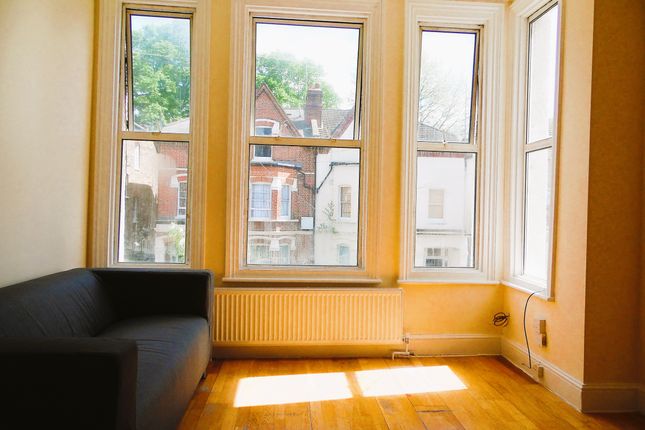 Thumbnail Flat to rent in Pathfield Road, Streatham Common