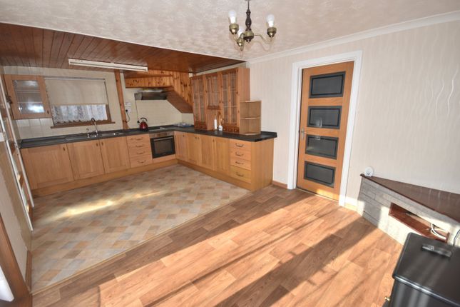 4 Maesymeillion, Pentrecwrt, Llandysul photo 4