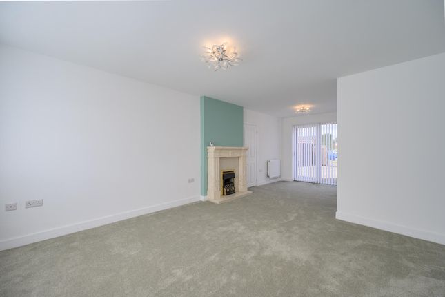 34A, John Mcguire Crescent, Coventry photo 4