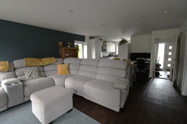9A, Gorrell Road, Whitstable photo 3