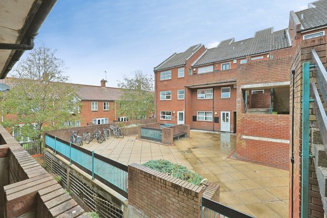 1-bed flat on Watlings Court, Norwich, £110,000