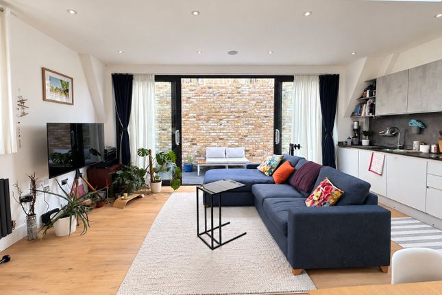 Flat 7, Prestige House, 4, Bellingham Road, London photo 4