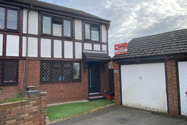 3-bed house on 15, School Close, Albert Village, £199,950
