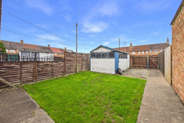 13 Lythe Avenue, Hull, East Riding of Yorkshire photo 4