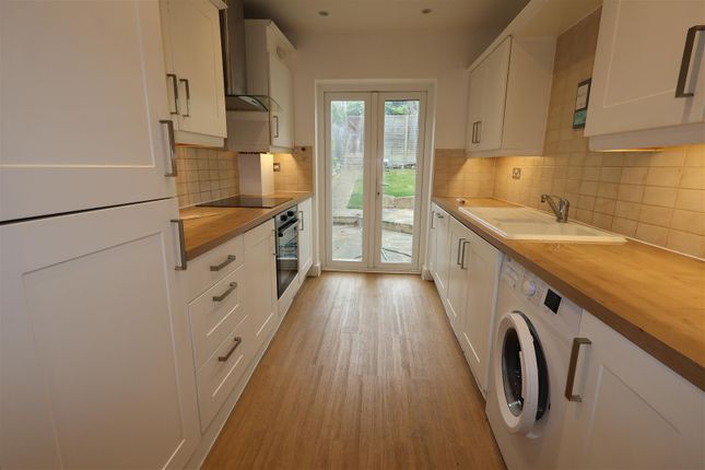 18, Sunnyhill Road, Hemel Hempstead photo 4