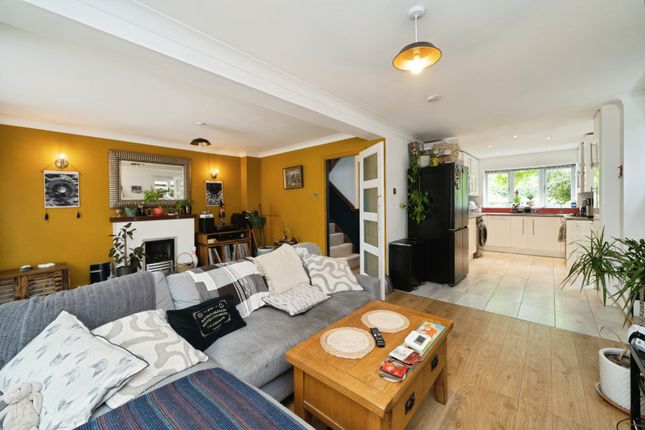 19, Sanway Road, Surrey photo 2