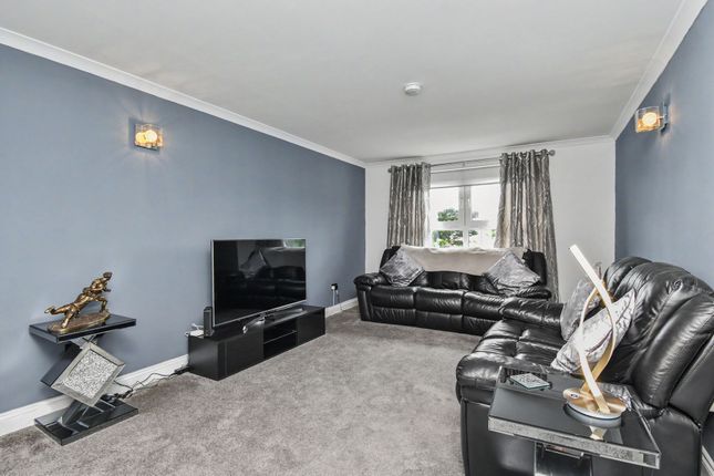 109 Smithyends, Glasgow photo 2