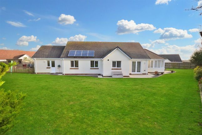 Thumbnail Detached bungalow for sale in Mariners Way, Steynton, Milford Haven