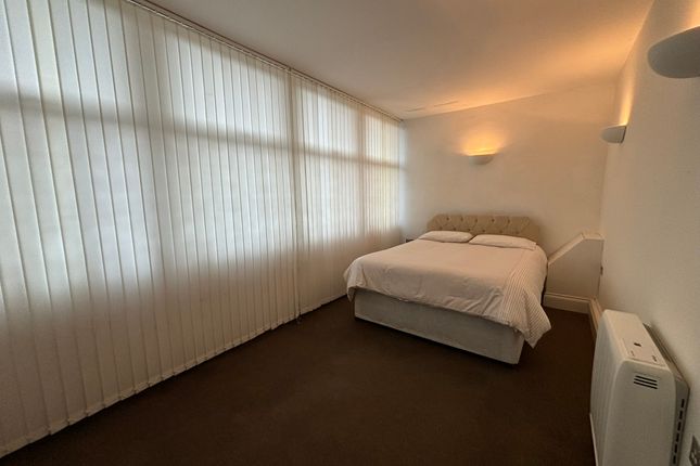 2, Beachfield Court, Penzance photo 2