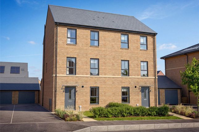 4-bed semi-detached on The Vienna - 2,, Desire, Leeds, £375,000