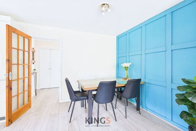 14 Thrush Avenue, Hatfield photo 4