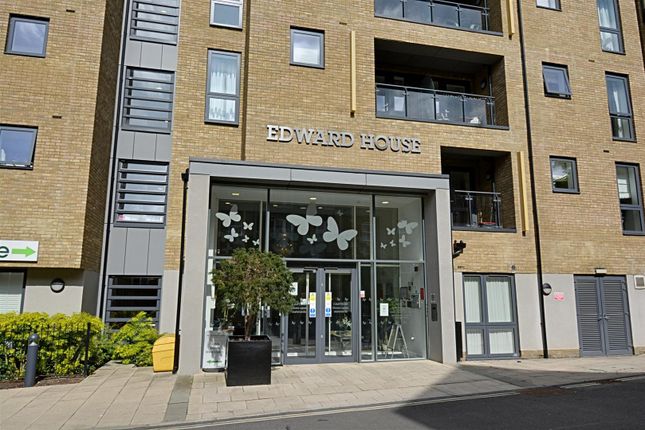 Thumbnail Property for sale in Edward House, Pegs Lane, Hertford
