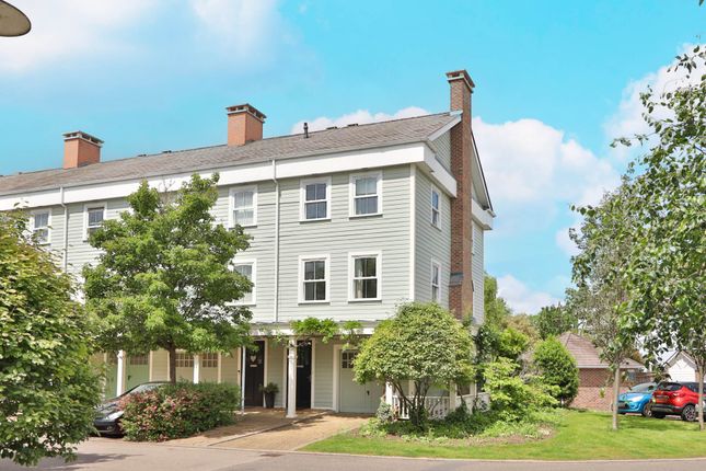 Thumbnail Property for sale in Portland Close, The Hamptons, Worcester Park