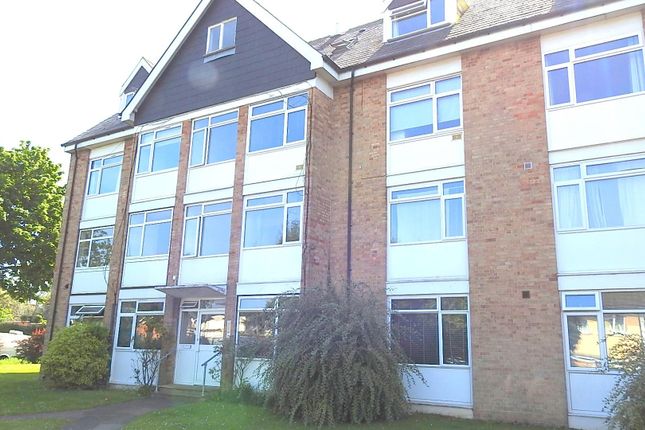 Thumbnail Flat for sale in Farm Way, Worcester Park