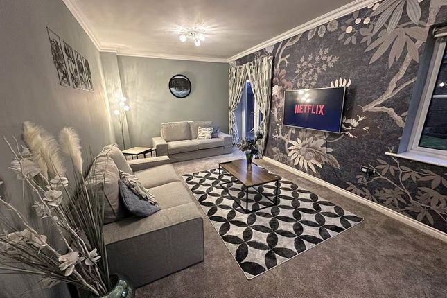 4, Vanguard Close, Greater Manchester photo 3