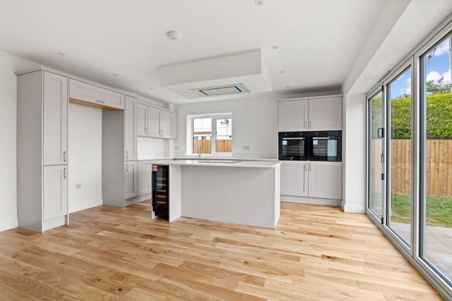 1 Oakmere, Evesham Road, Pershore photo 4