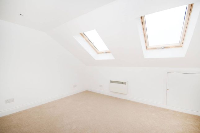 Thumbnail Flat to rent in The Mall, Ealing Broadway, London