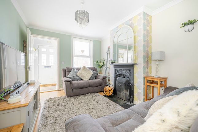 5 Carlton Terrace, Queens Road, Crowborough photo 2