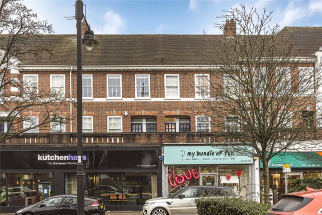 Flat for sale in Cockfosters Road, Barnet
