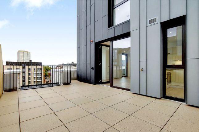 Flat to rent in Forrester Way, London