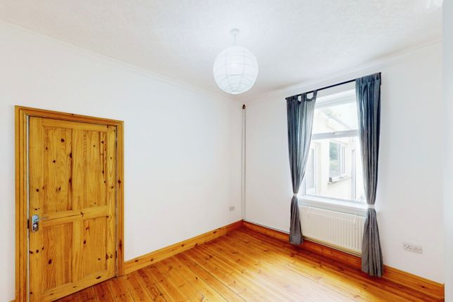 69, Adeline Street, Cardiff photo 3