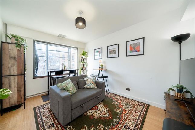 Flat 42, Highstone Mansions, 84, Camden Road, London photo 2