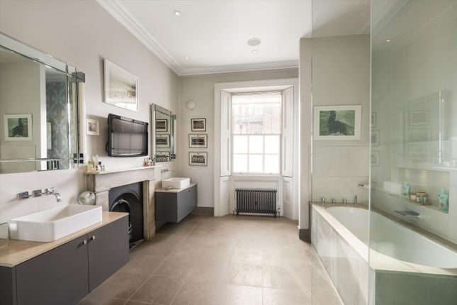 Terraced house for sale in St Georges Drive, Pimlico, London