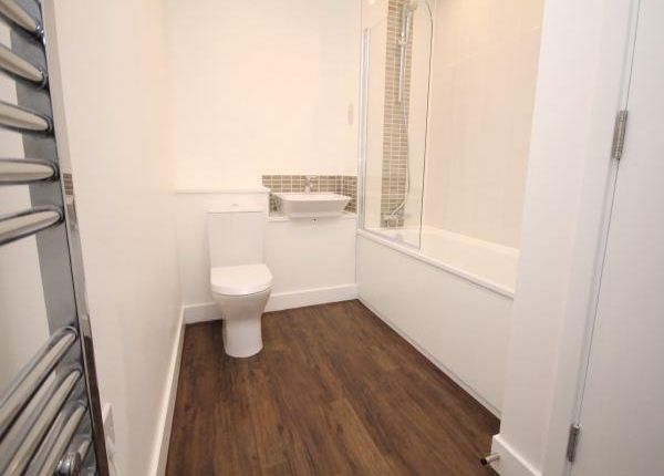 34, Baywillow Avenue, Carshalton photo 3