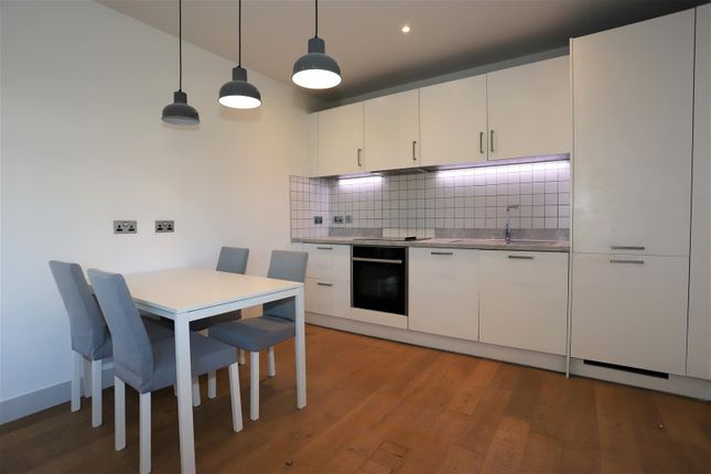Apt 53, One Vesta Street, Manchester photo 4