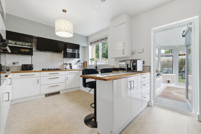 22 Moat Avenue, Knightswood, Glasgow photo 5