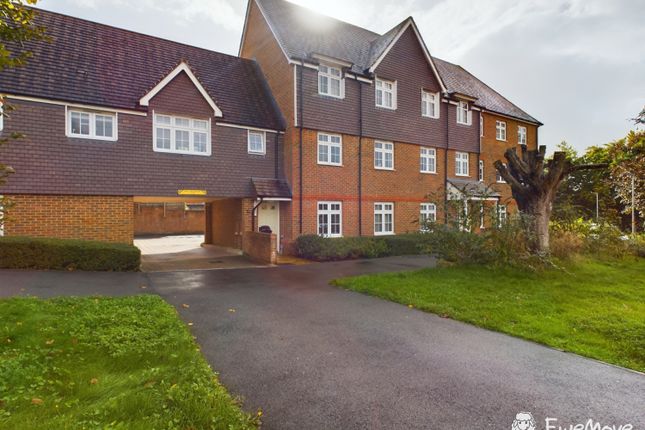 Cam02899G0-Pr0040-Still001 - Copy