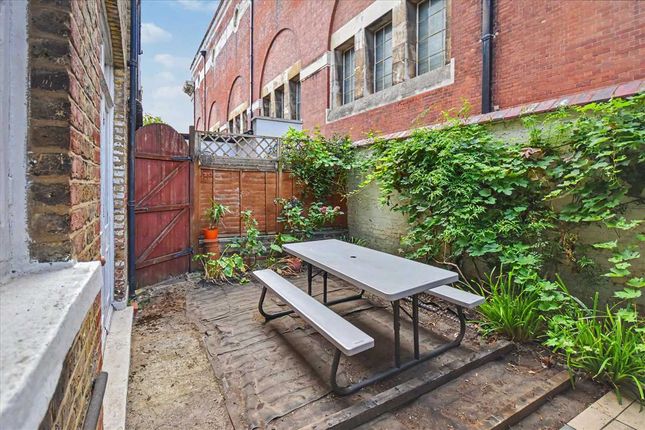 17, Merton Avenue, Chiswick photo 4