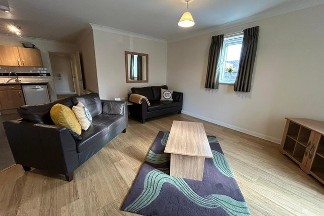 9, Abbeyfields, Peterborough photo 2