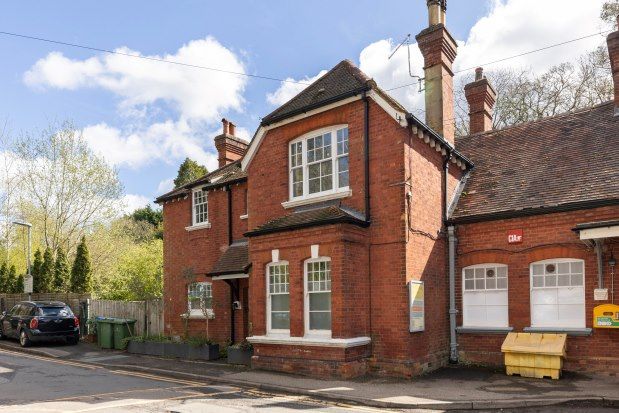Property to rent in Station Approach, Leatherhead