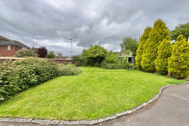 19 Meadow Drive, Stoke-On-Trent photo 4