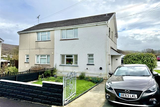 18, Bro Rhydybont, Llanybydder photo 5