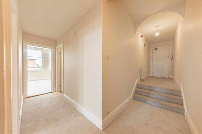 Flat 5, Lynton Court Mansions 93A, Eastern Esplanade, Margate photo 4