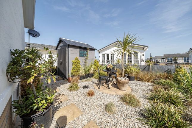 7, Honeysuckle Way, Poundstock photo 4