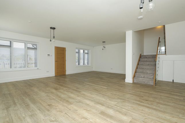 18, Chapel Lane, Canterbury photo 3