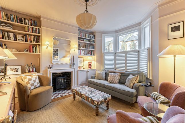 10, Wilna Road, London photo 4