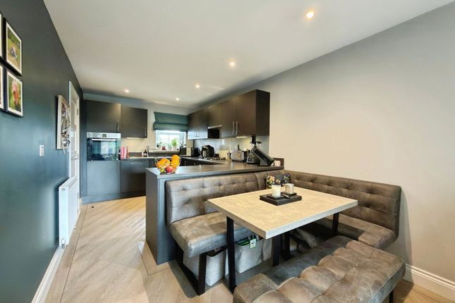 10 King Georges Gardens, Carlisle photo 2