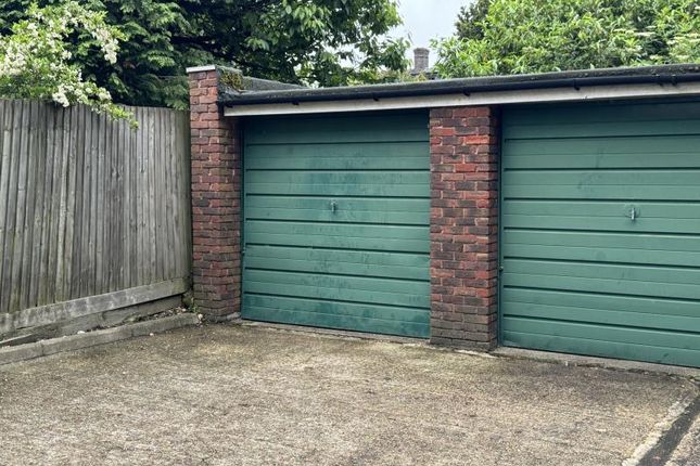Thumbnail Parking/garage to rent in Rear Of Long Lane, Finchley