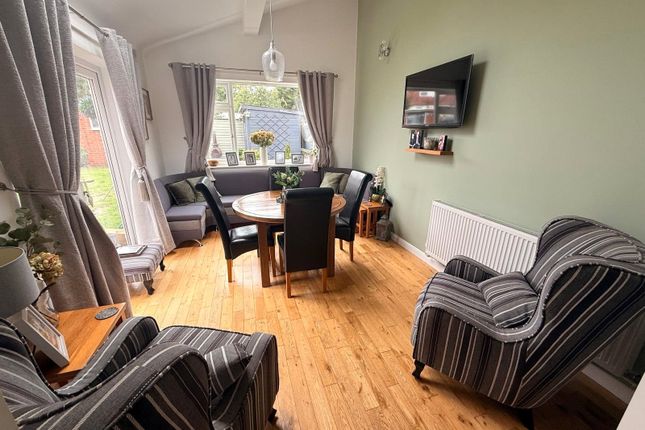52, Land Oak Drive, Worcestershire photo 3