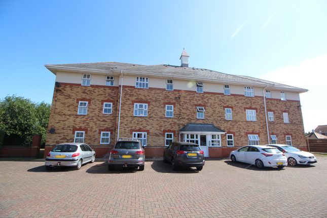 Thumbnail Flat to rent in Haddon Park, Colchester