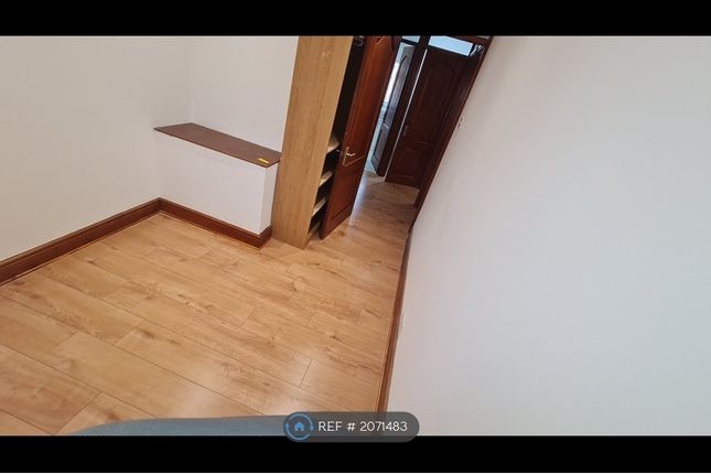 End terrace house to rent in Trelawney Avenue, Slough