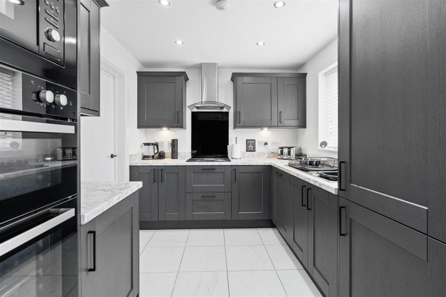 13, Woodside Meadows, Hartlepool photo 3