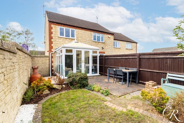 5 Bluebell Grove, Cheltenham photo 4
