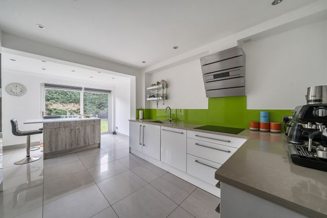 8, Chetwode Close, Berkshire photo 4