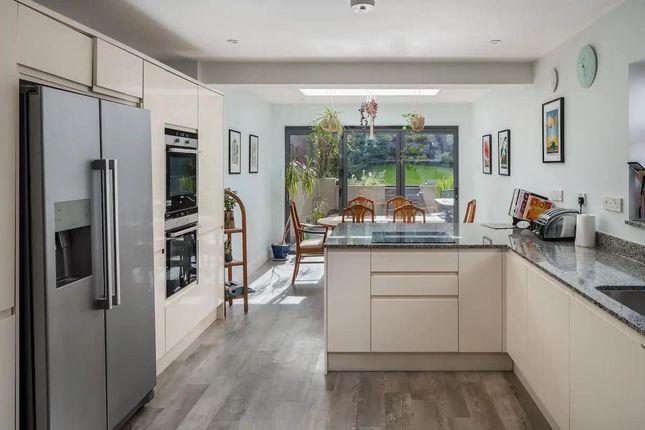 101, Quickley Lane, Chorleywood photo 3