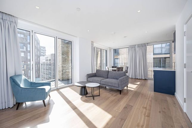 Thumbnail Flat for sale in Sovereign Court, Islington, London